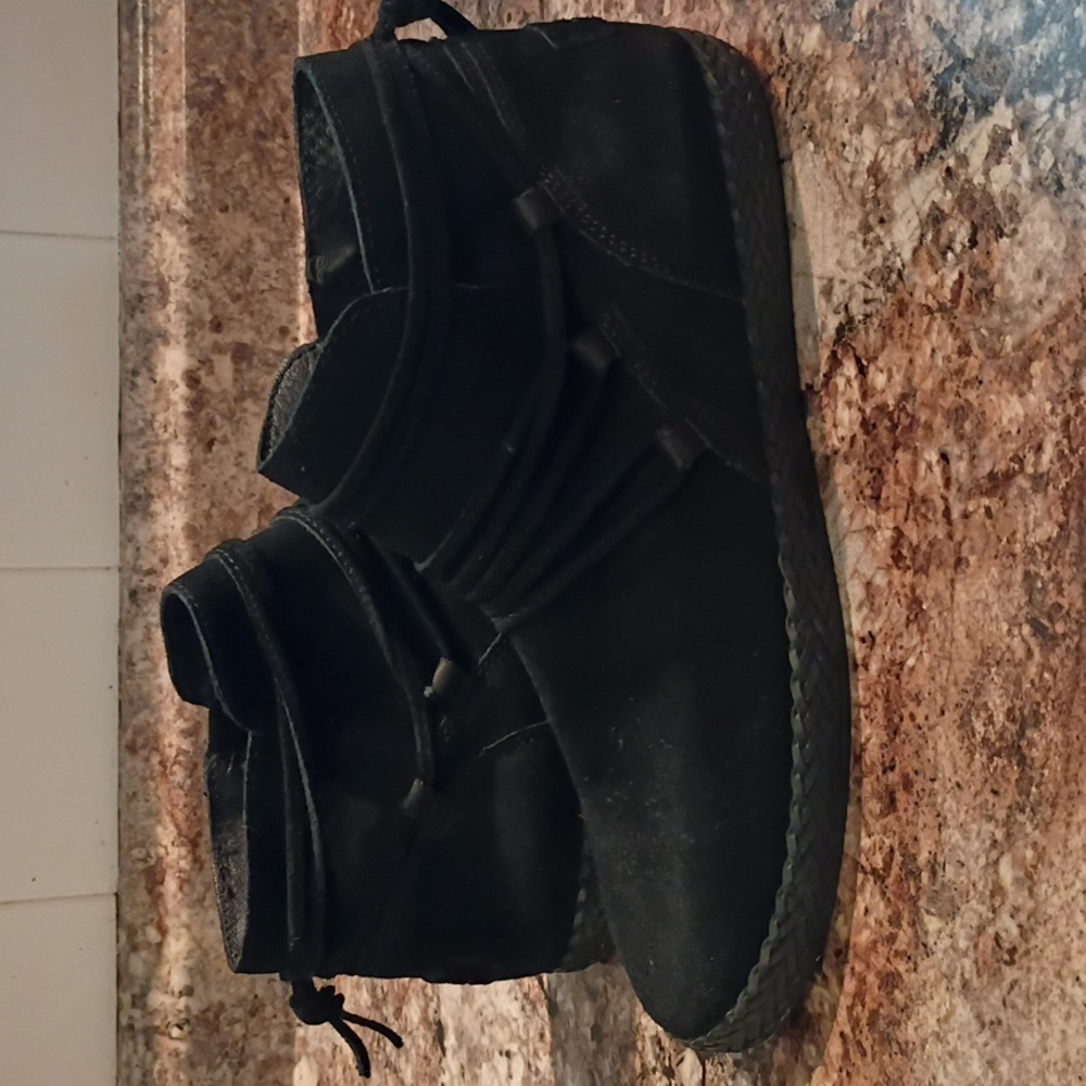 UGG Rianne Women's Suede Boots - Picture 2 of 7
